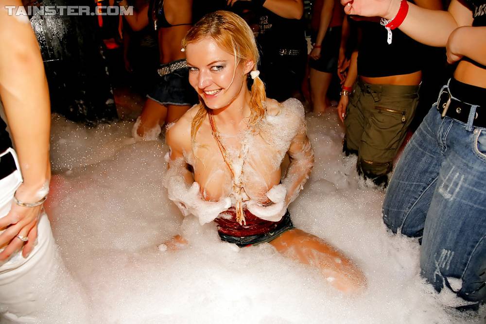 Adorable babes and horny guys are into hardcore foam sex party - #13