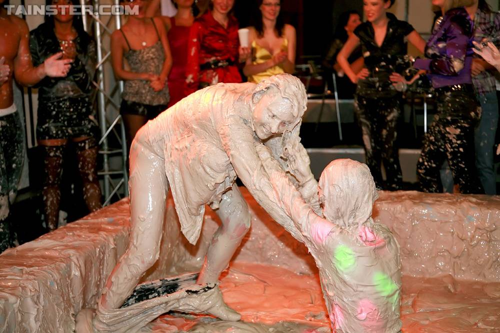 Fully clothed european fashionistas are into wild mud catfight - #4