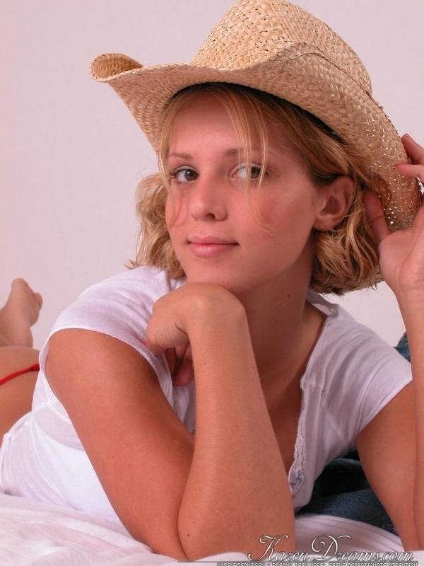 Teen first timer peels off jeans before covering her naked tits with straw hat - #2