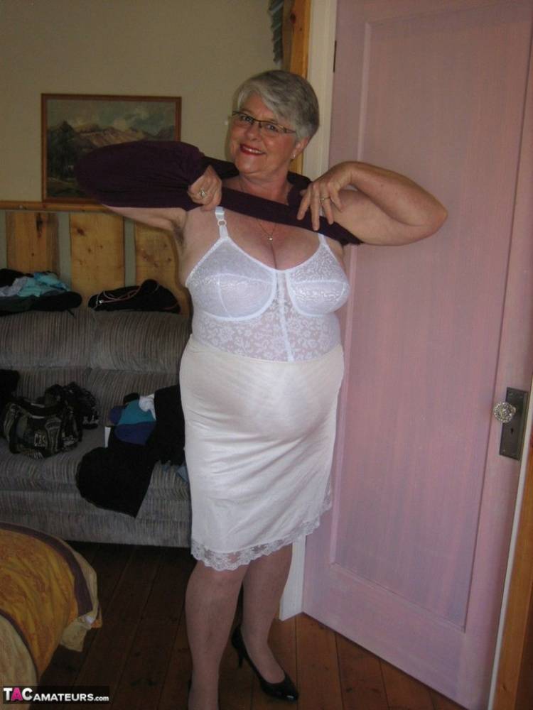 Fat granny Girdle Goddess exposes her pussy in crotchless panties and a girdle - #11