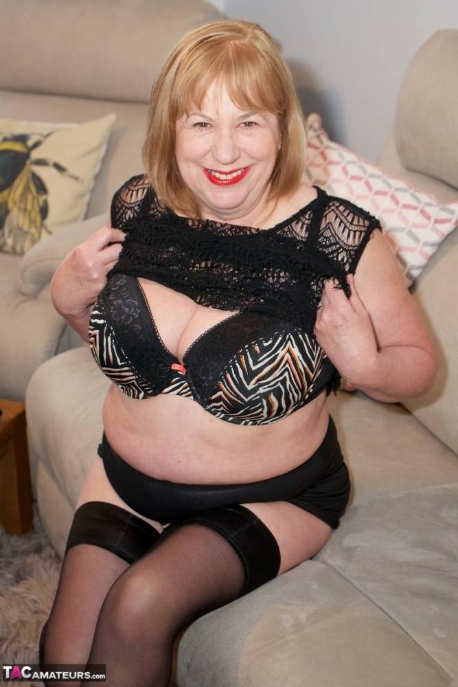 Busty older British woman Speedy Bee dildos her cunt in stockings and heels - #15