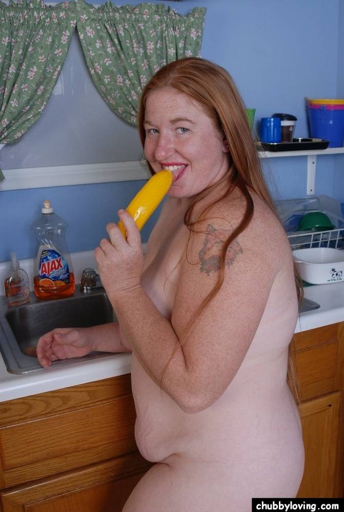 Playful fatty mature Keno is sucking her cute-looking yellow dildo - #12