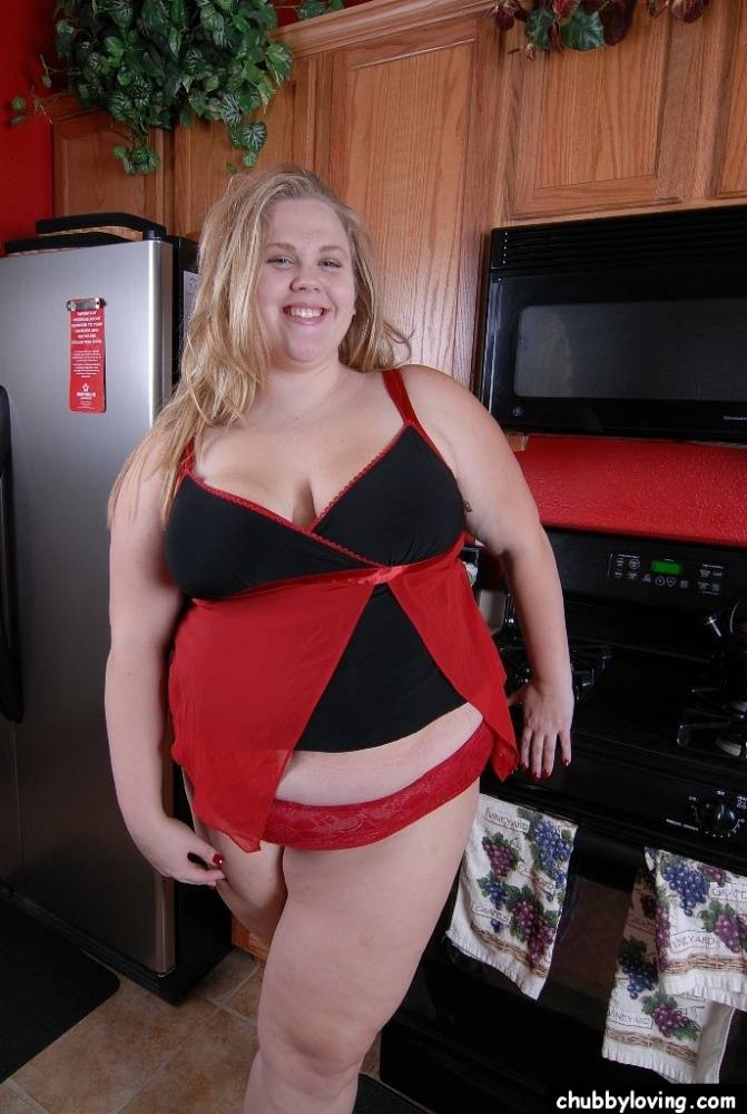 Blonde BBW Christina flaunts her big fat tits and twat in the kitchen - #8