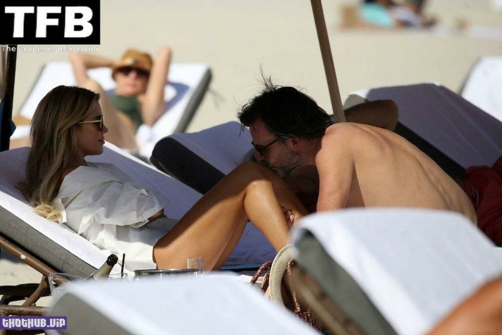 Top Sylvie Meis & Niclas Castello Put on a Loved-Up Display as They Hit the Beach in Miami - #6