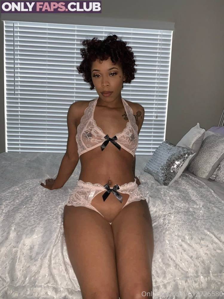 kylahnasiya OnlyFans Leaks (12 Photos) - #2