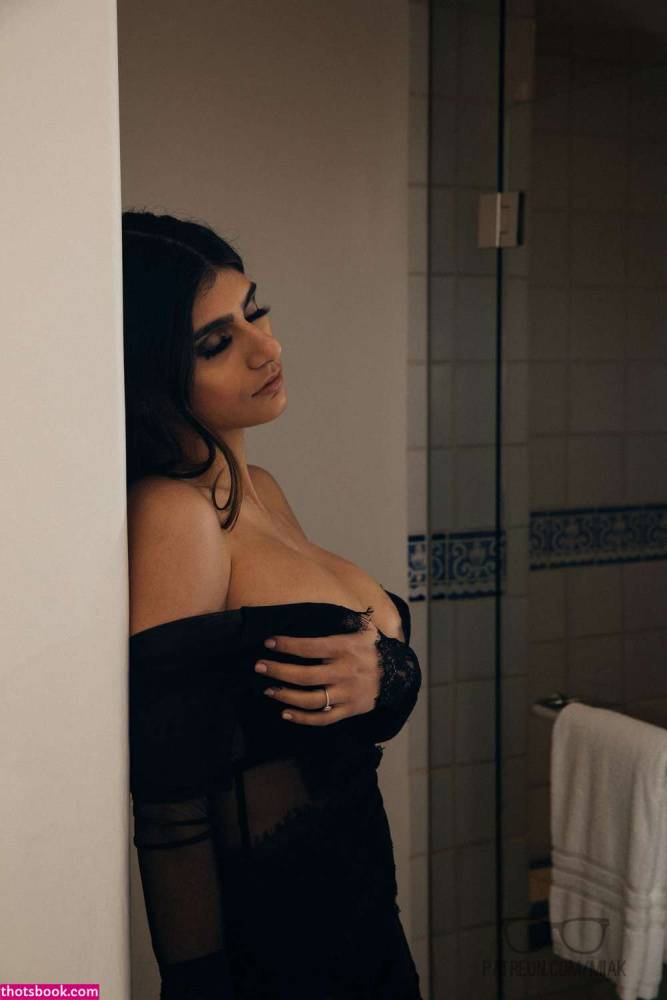 Mia Khalifa Nude OnlyFans Photos #12 - #2