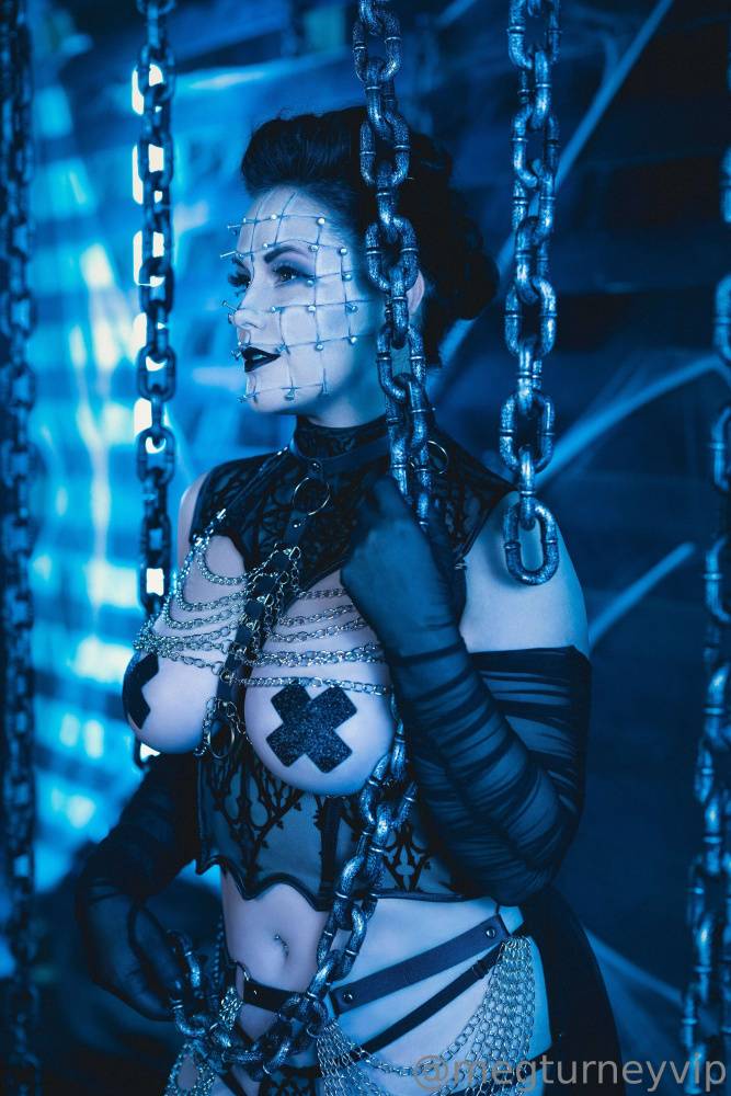 Meg Turney Pinhead Set - #4