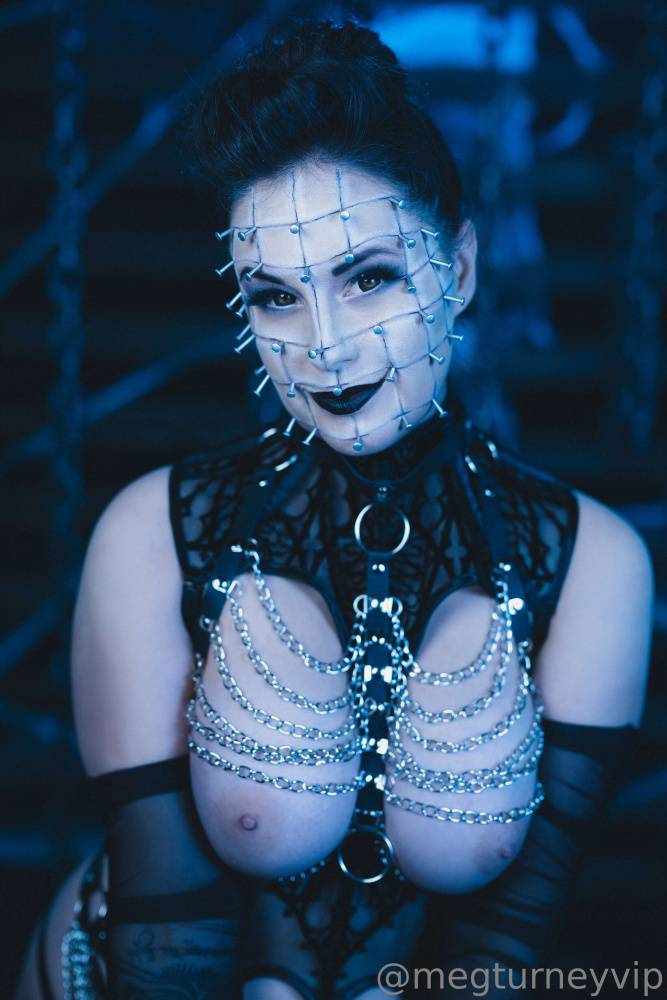 Meg Turney Pinhead Set - #15