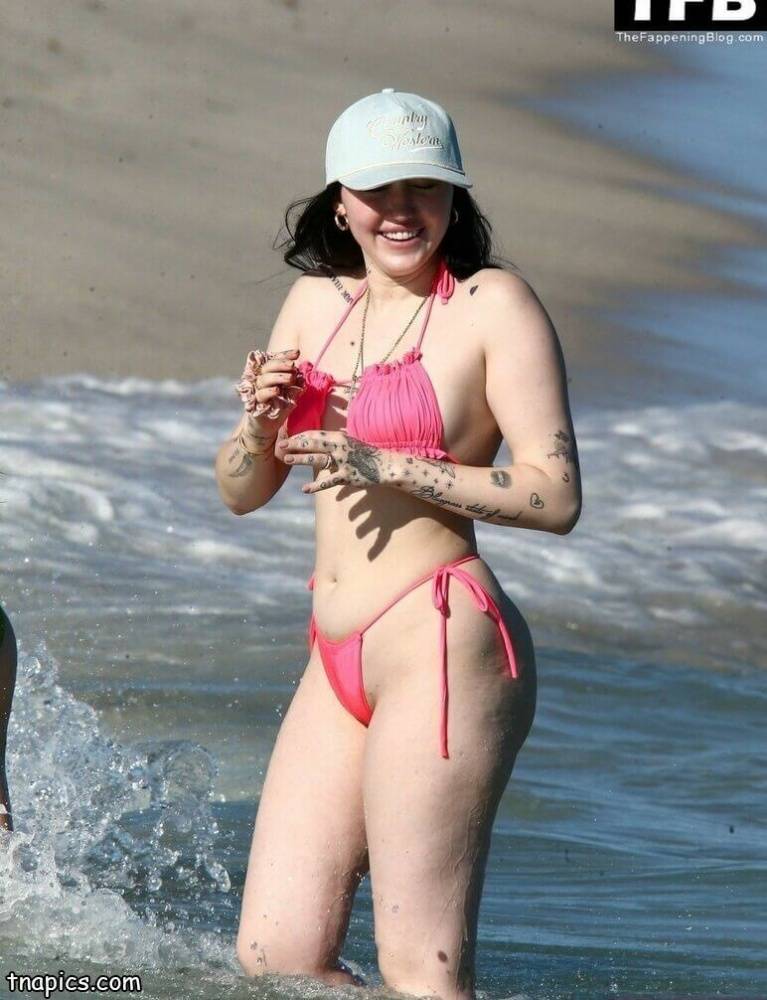 Noah Cyrus Nude - #6