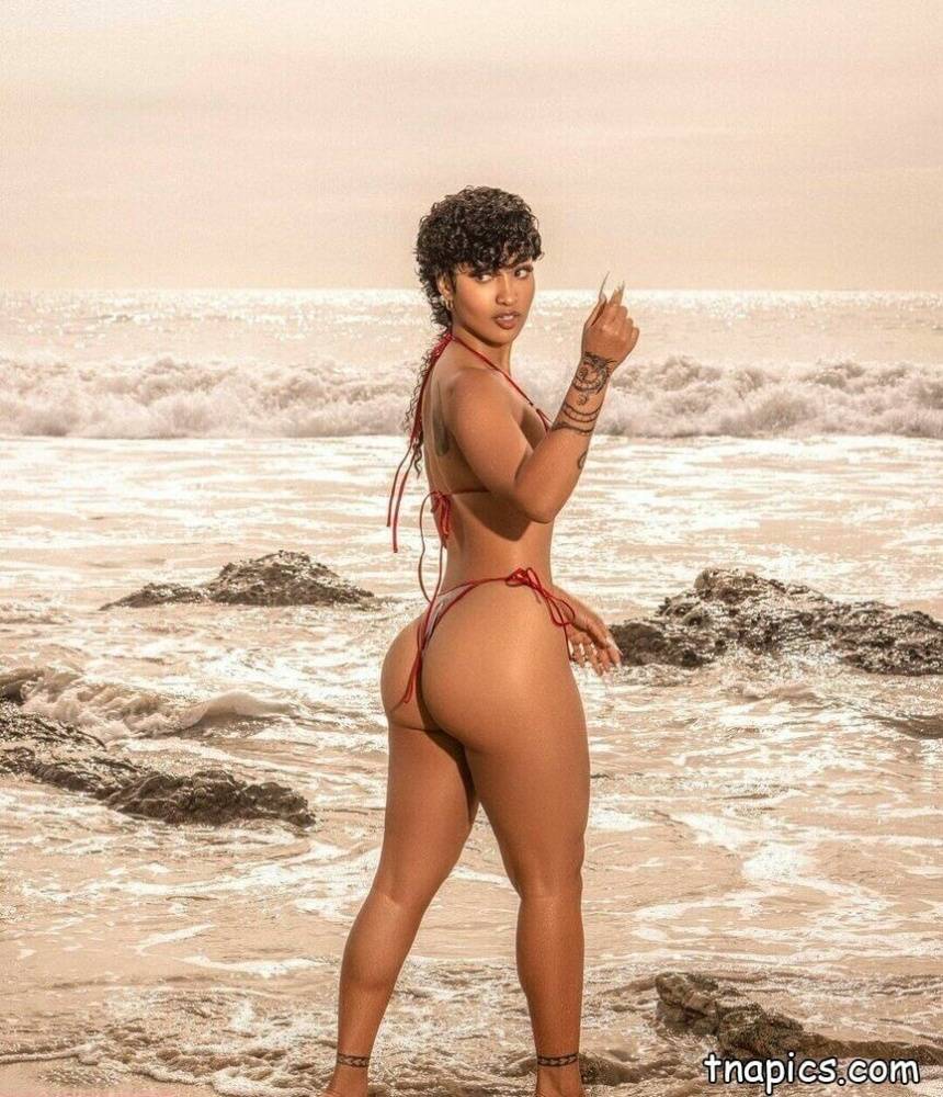 Shenseea Nude - #15