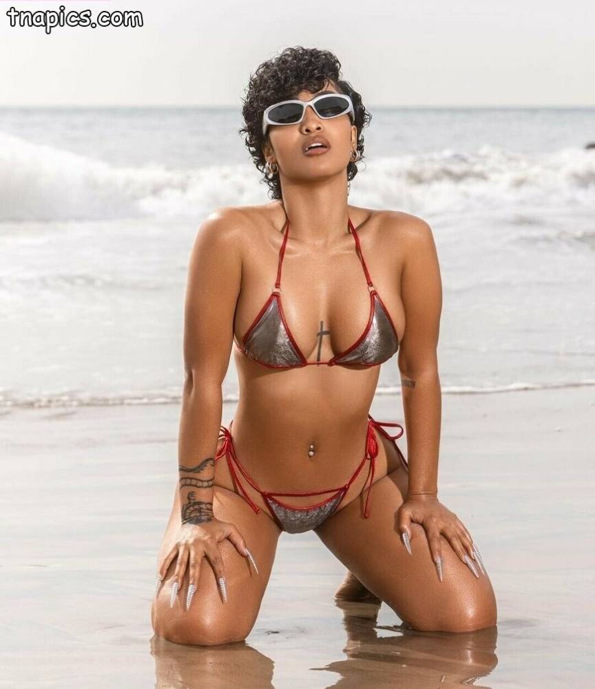 Shenseea Nude - #9