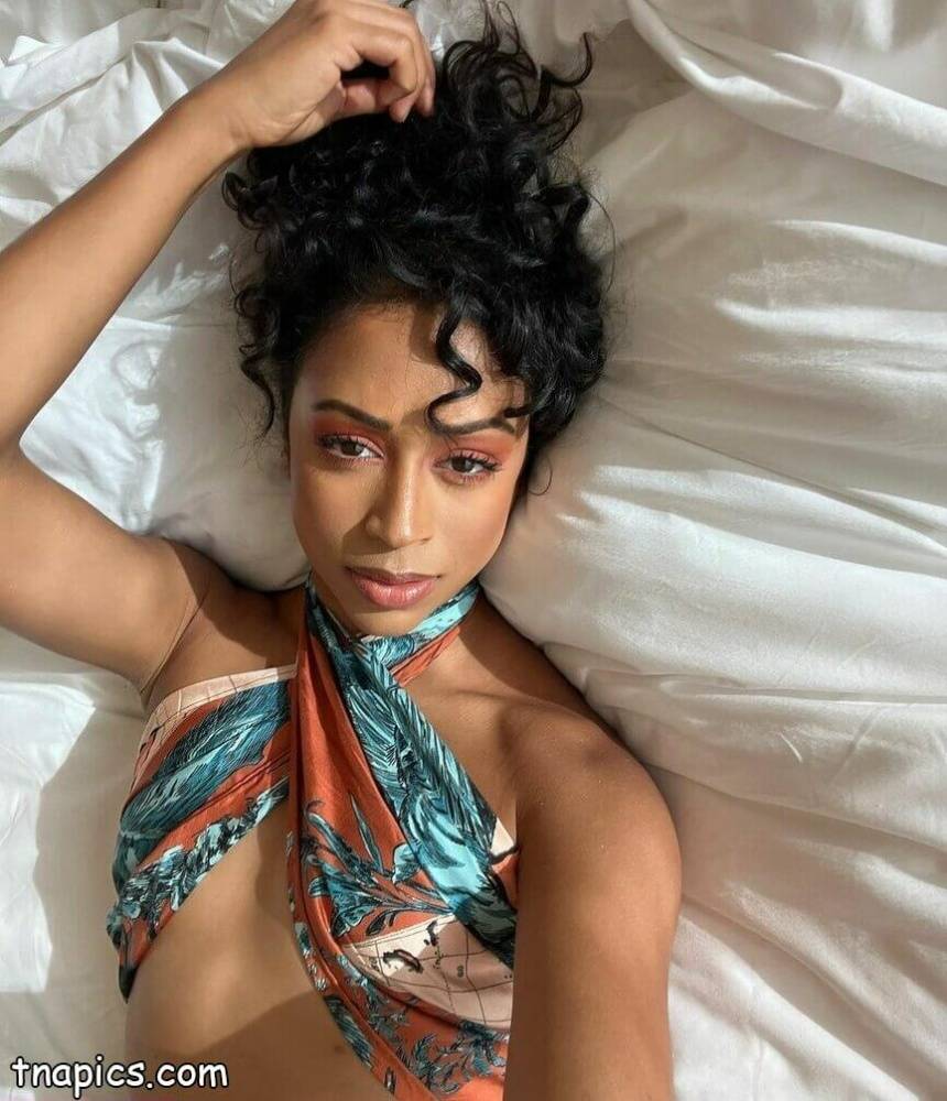 Liza Koshy Nude - #14