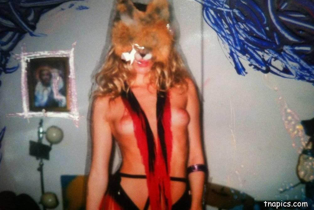 Suki Waterhouse Nude - #9