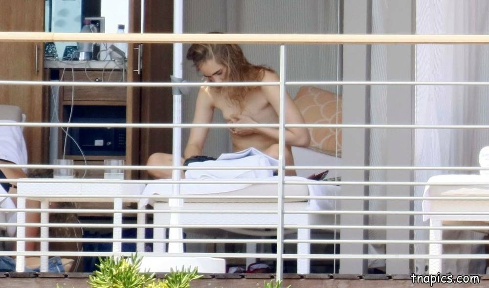 Suki Waterhouse Nude - #22