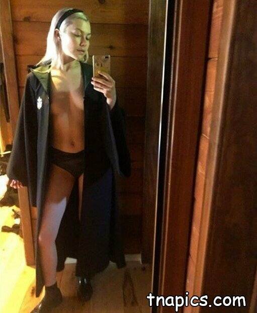 Phoebe Bridgers Nude - #12