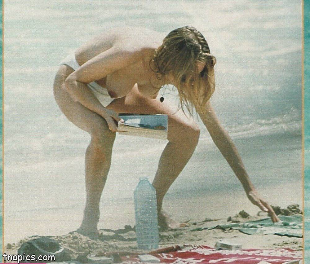 Uma Thurman Nude And Topless - #43