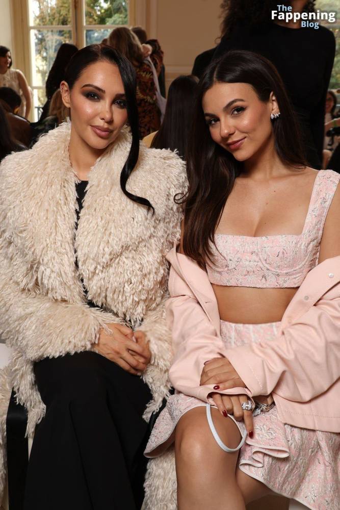 Victoria Justice Looks Stunning at the Fashion Week in Paris (24 Photos) - #9