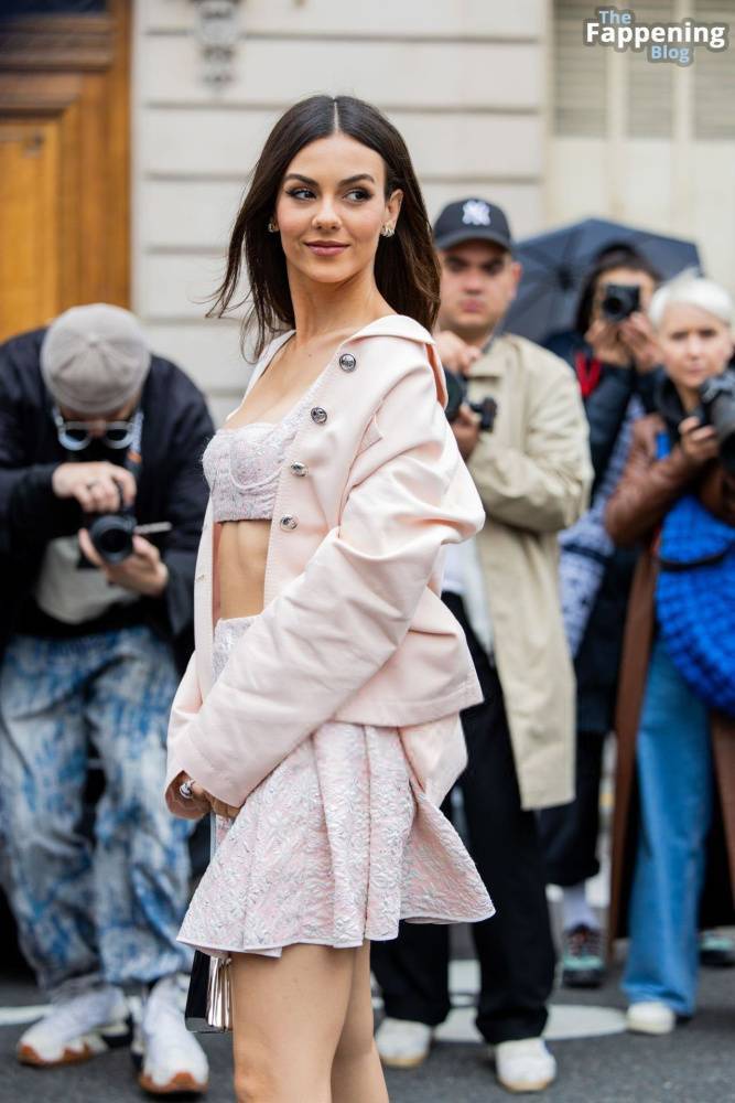 Victoria Justice Looks Stunning at the Fashion Week in Paris (24 Photos) - #19