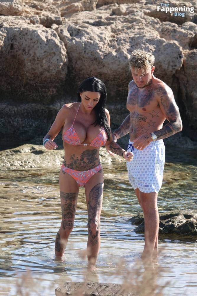 Katie Price Packs on the PDA During a Romantic Walk with JJ Slater Out in Cyprus (61 Photos) - #28