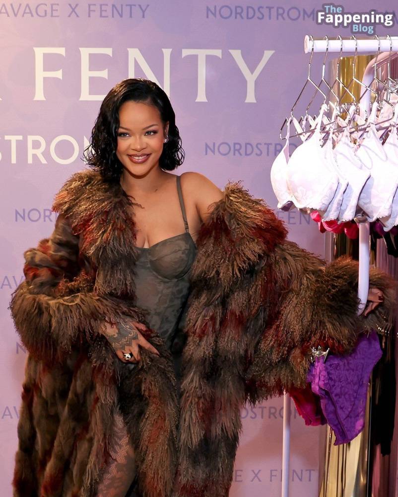 Rihanna Looks Sexy at the Savage x Fenty Launch (10 Photos) - #3