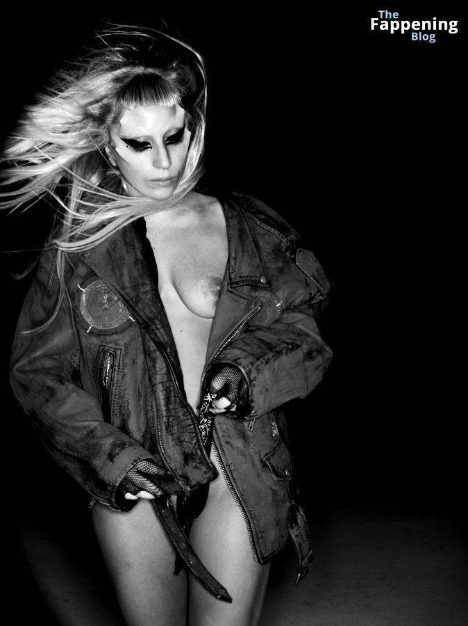 Lady Gaga Nude Collection (51 Photos) - #14