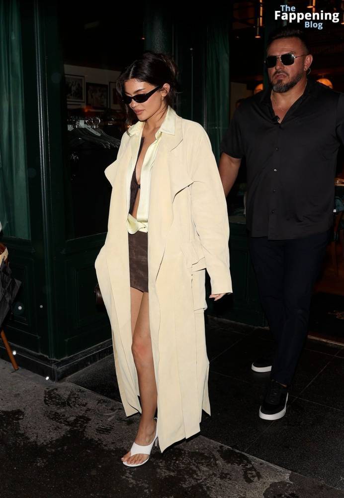 Kylie Jenner Flaunts Her Sexy Legs & Tits in Paris (29 Photos) - #21