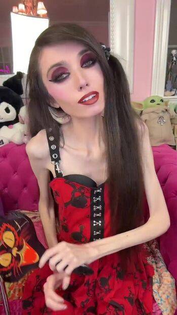 Eugenia Cooney / eugenia_cooney / eugeniacooney Nude - #4