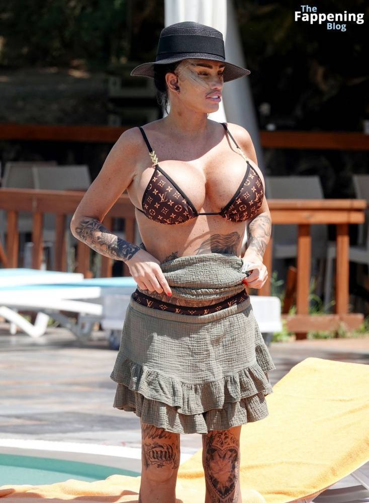 Katie Price Rocks in Her Skimpy Little Louis Vuitton Bikini Out in Turkey (63 Photos) - #3