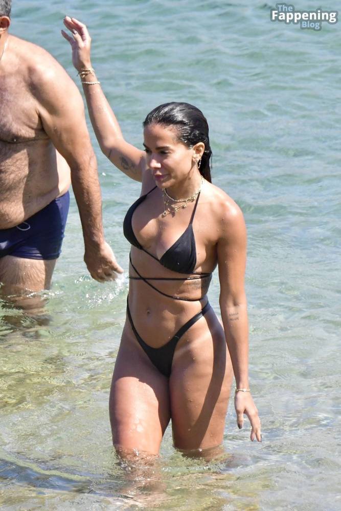 Anitta Enjoys the Hot Summer Sun as She Raised a Few Temperatures Out in Mykonos Island (69 Photos) - #15