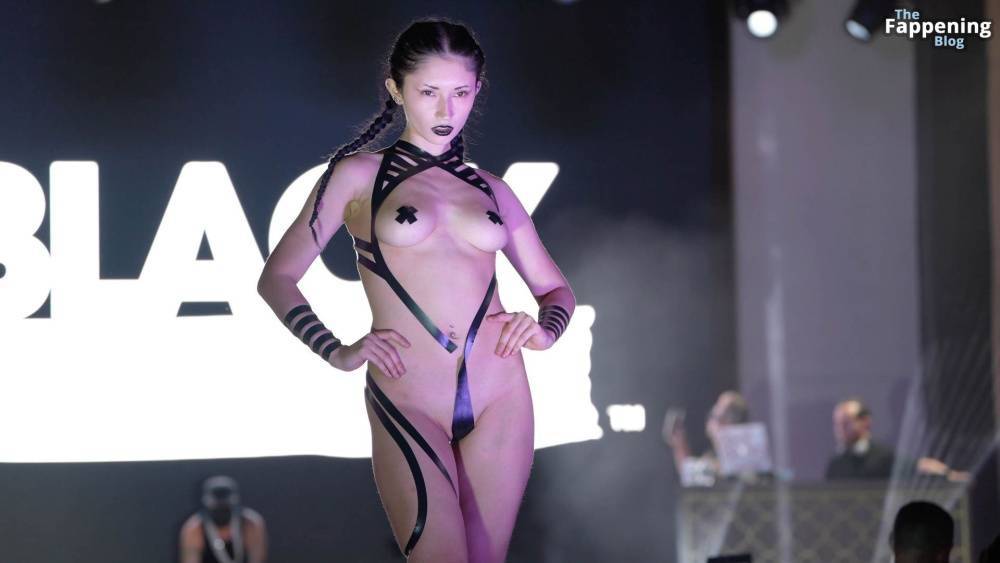 Sexy Models Walk the Runway for the Black Tape Project Fashion Show (46 Photos) - #14