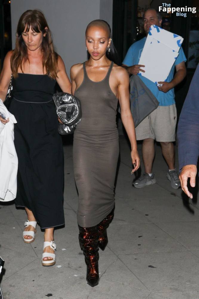 FKA Twigs Flashes Her Nude Tits as She Leaves Dinner in LA (20 Photos) - #16