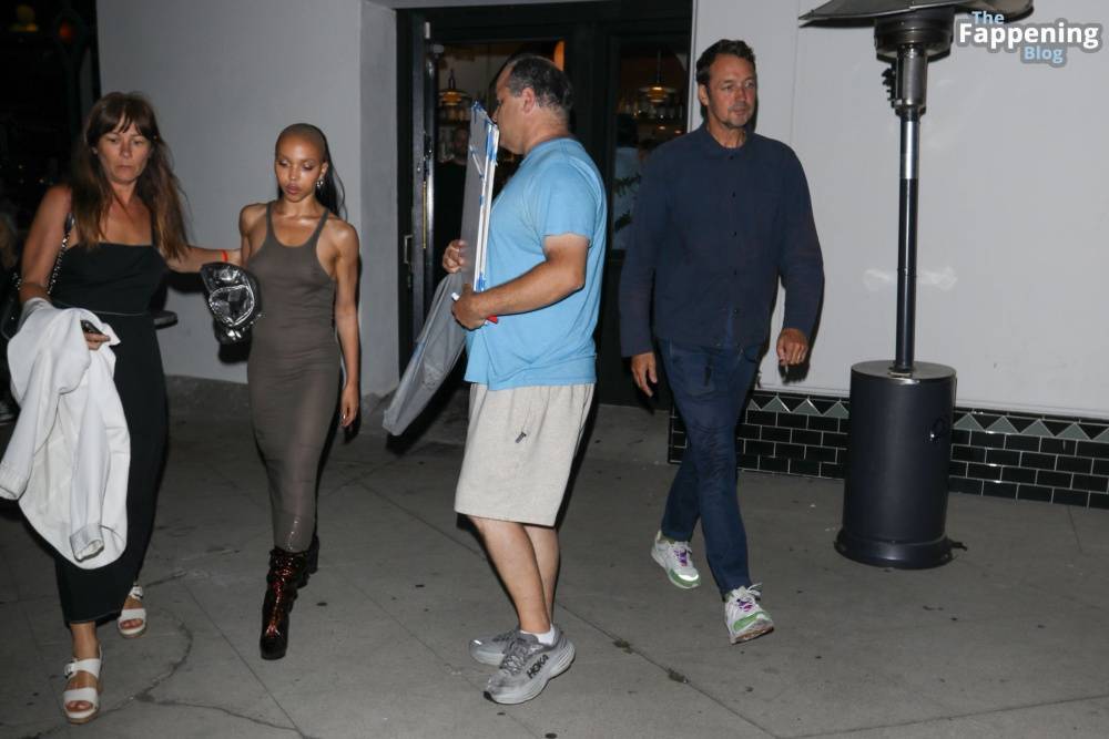 FKA Twigs Flashes Her Nude Tits as She Leaves Dinner in LA (20 Photos) - #10