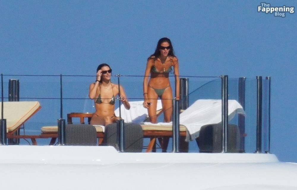 Vittoria Ceretti & Leonardo DiCaprio Take a Dip in the Sea During a Trip to Cannes (57 Photos) - #26