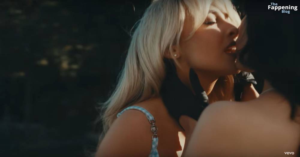 Sabrina Carpenter & Jenna Ortega Sexy – Taste (72 Pics + Video) - #5