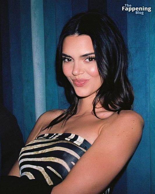 Kendall Jenner Nude & Sexy Collection (18 Photos) - #18