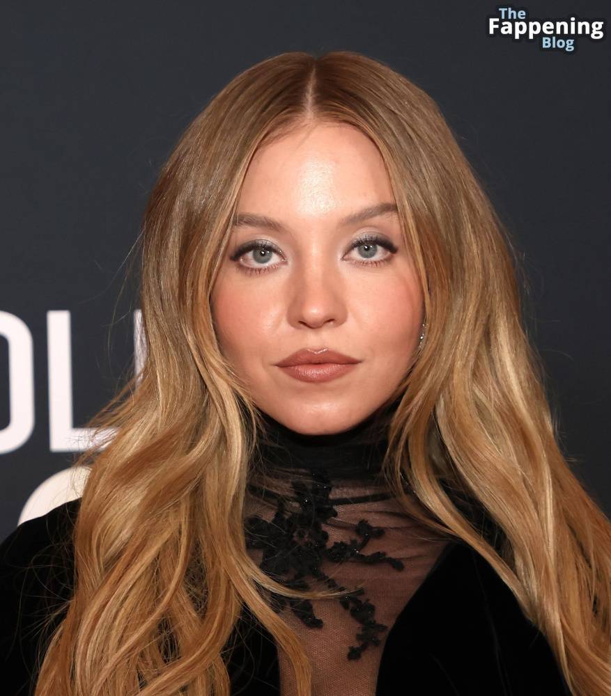 Sydney Sweeney Shows Off Her Sexy Breasts at The Road to the Golden Globes Party (42 Photos) - #9