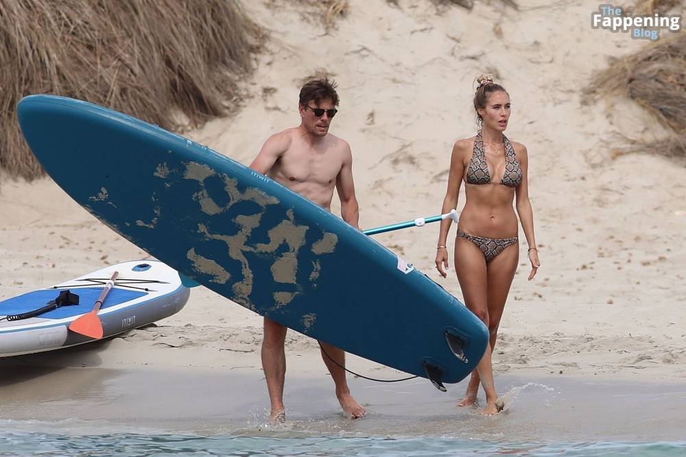 Alena Gerber & Clemens Fritz Enjoy Their Holiday in Formentera (36 Photos) - #24