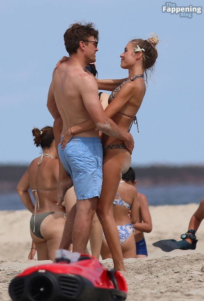 Alena Gerber & Clemens Fritz Enjoy Their Holiday in Formentera (36 Photos) - #29