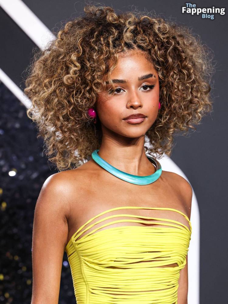 Tyla Flaunts Her Slender Figure in a Yellow Dress at the MTV VMAs (72 Photos) - #11