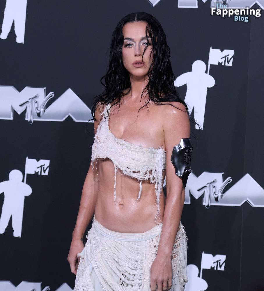 Katy Perry Goes Braless at the MTV Awards (161 Photos) - #12