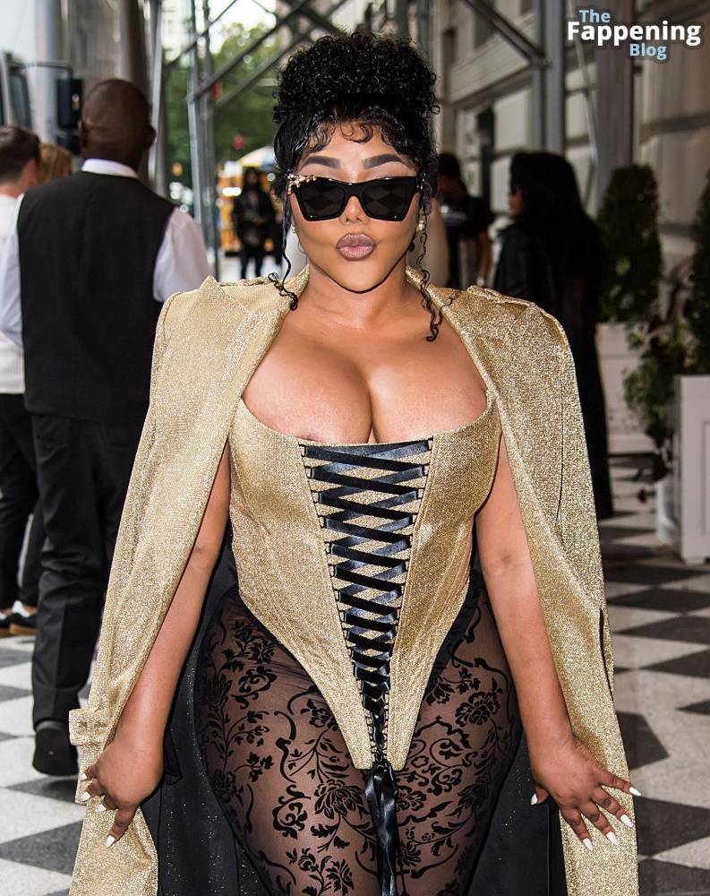 Lil’ Kim Flashes Her Areola as She Attends the Christian Siriano Fashion Show (32 Photos) - #13