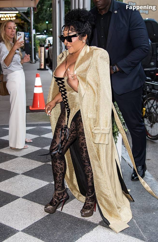 Lil’ Kim Flashes Her Areola as She Attends the Christian Siriano Fashion Show (32 Photos) - #19