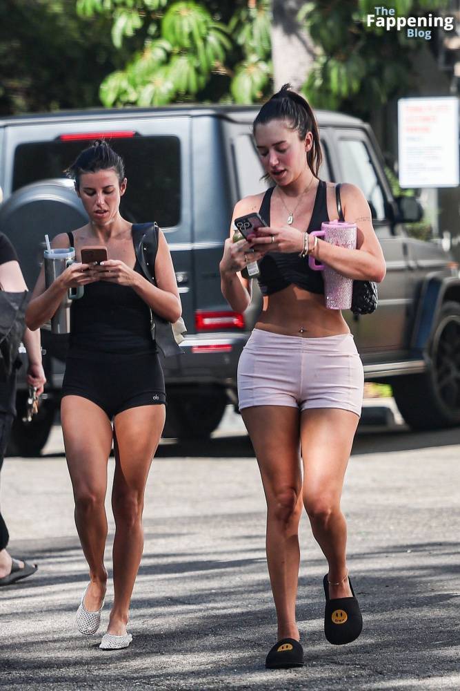 Anastasia Karanikolaou Shows Off Her Sculpted Abs with a Friend in Brentwood (60 Photos) - #27