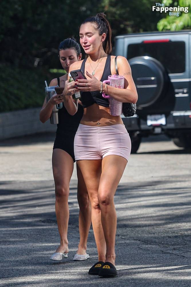 Anastasia Karanikolaou Shows Off Her Sculpted Abs with a Friend in Brentwood (60 Photos) - #7