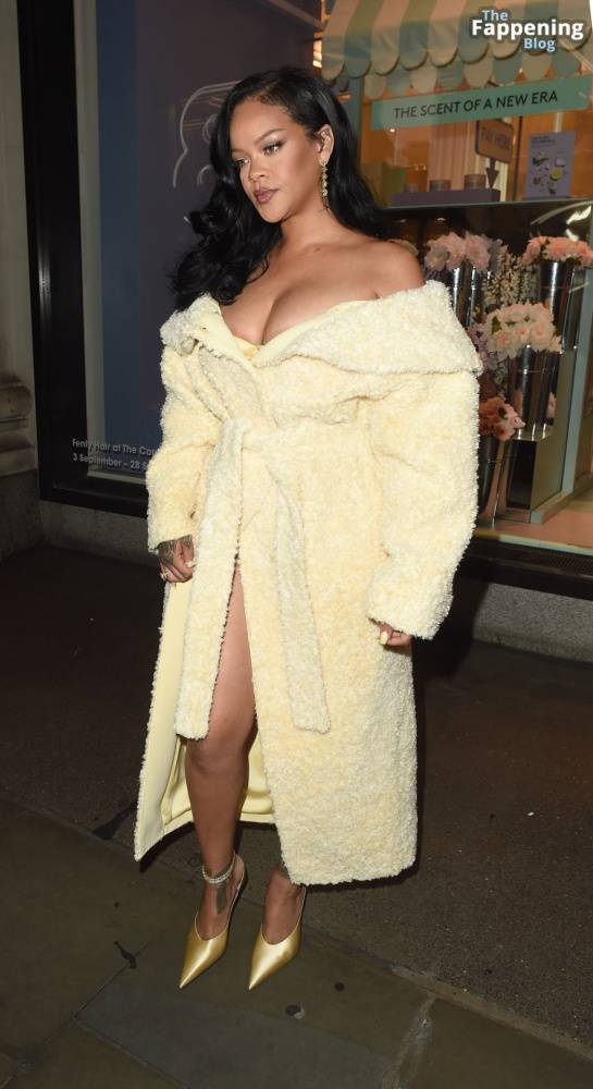 Rihanna Shows Off Nice Cleavage at the Fenty Hair Launch (114 Photos) - #12