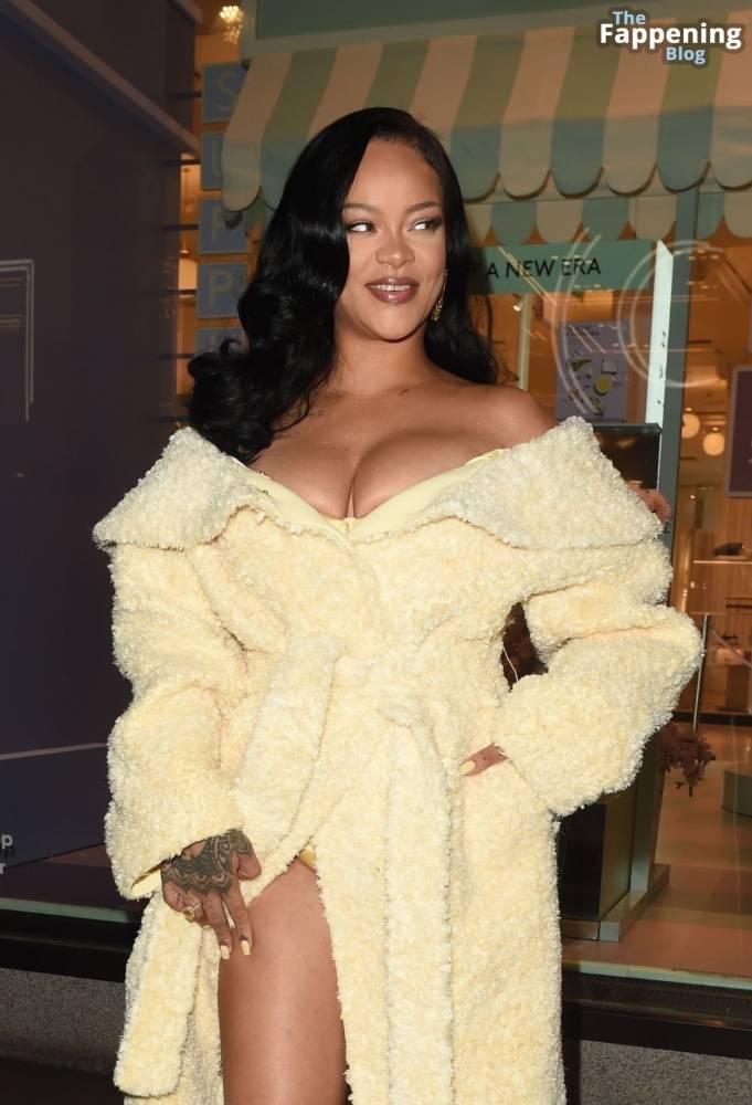 Rihanna Shows Off Nice Cleavage at the Fenty Hair Launch (114 Photos) - #19