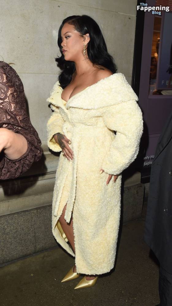 Rihanna Shows Off Nice Cleavage at the Fenty Hair Launch (114 Photos) - #29