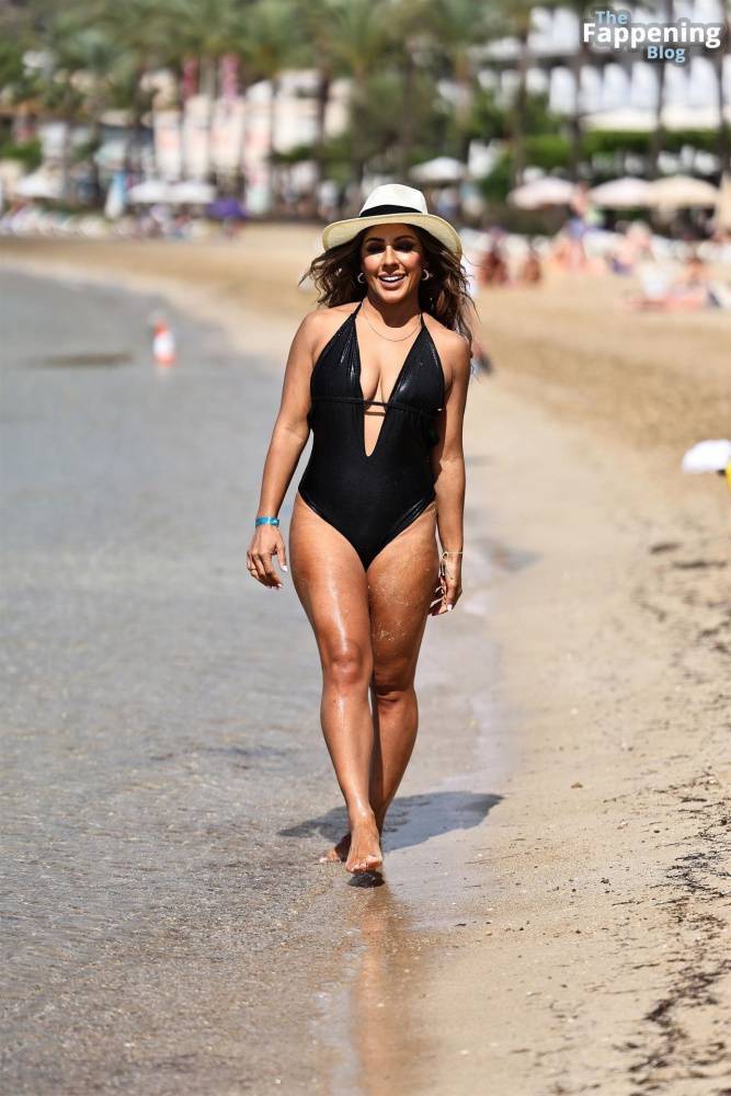 Narinder Kaur Looks Sexy in the Sea While on a Late Summer Break in Ibiza (56 Photos) - #21