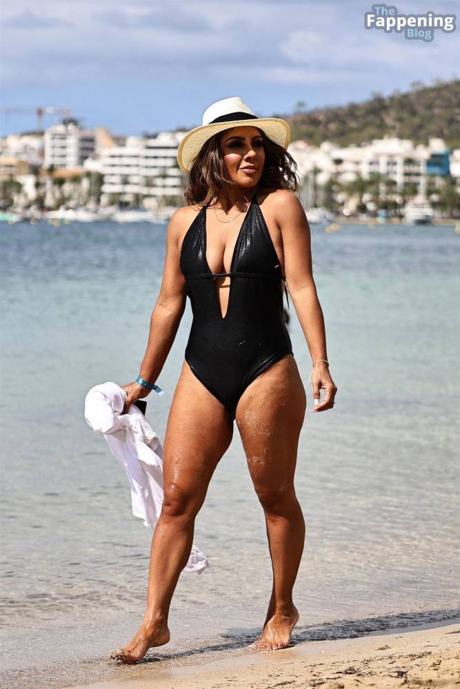 Narinder Kaur Looks Sexy in the Sea While on a Late Summer Break in Ibiza (56 Photos) - #6