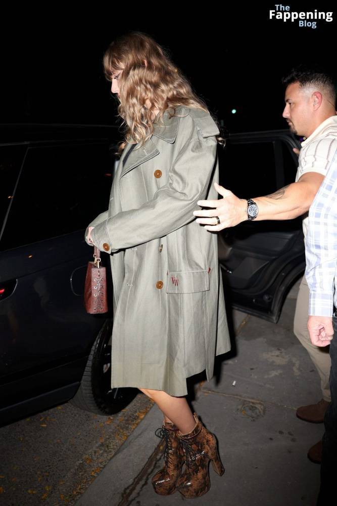 Taylor Swift Displays Her Slender Legs in a Plaid Mini Skirt on NYC Night Out (16 Photos) - #8